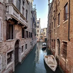 Appartement Canal View In Rialto By Wonderful Italy Venise